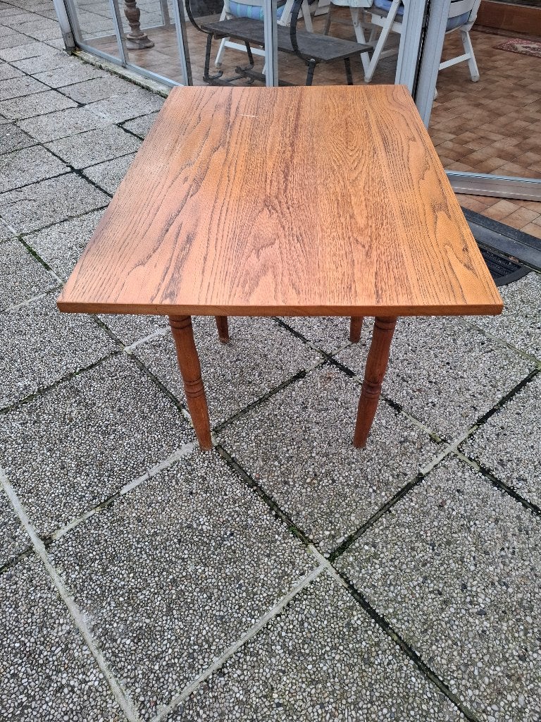 tafel beuken onderstel eiken blad, Ophalen, Gebruikt