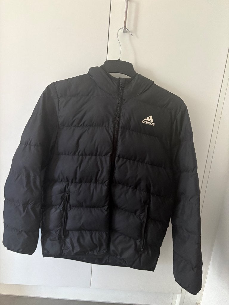 Winterjas voor jongens  maat 164, Kinderen en Baby's, Ophalen, Adidas, Zo goed als nieuw, Jongen