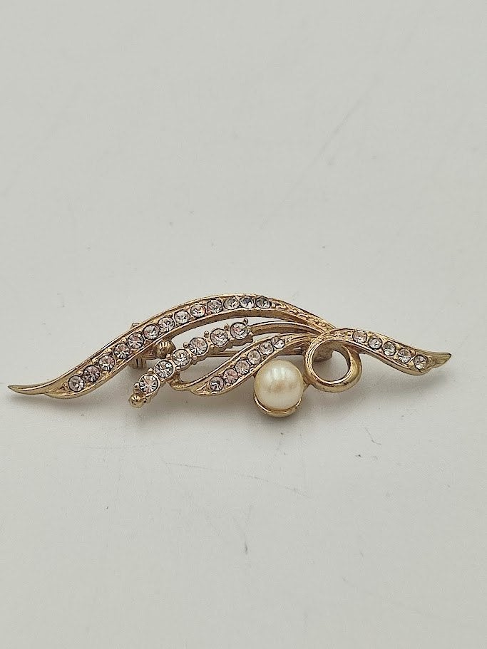 Italiaanse broche 18k Verguld (18GP / ITL) - parel & strass, Bijoux, Sacs & Beauté, Enlèvement ou Envoi, Or, Comme neuf, 4 à 7 cm