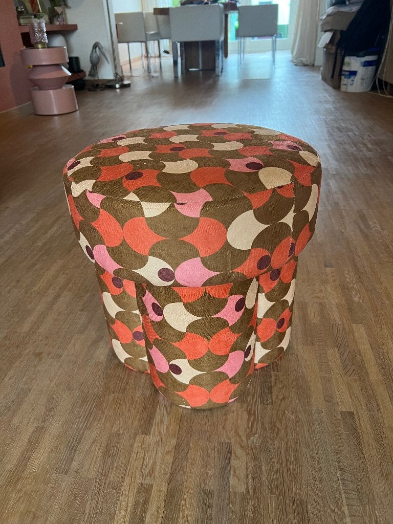 Unieke retro poef met kleurrijk vintage patroon, Ophalen, Vintage, Beige, Nieuw