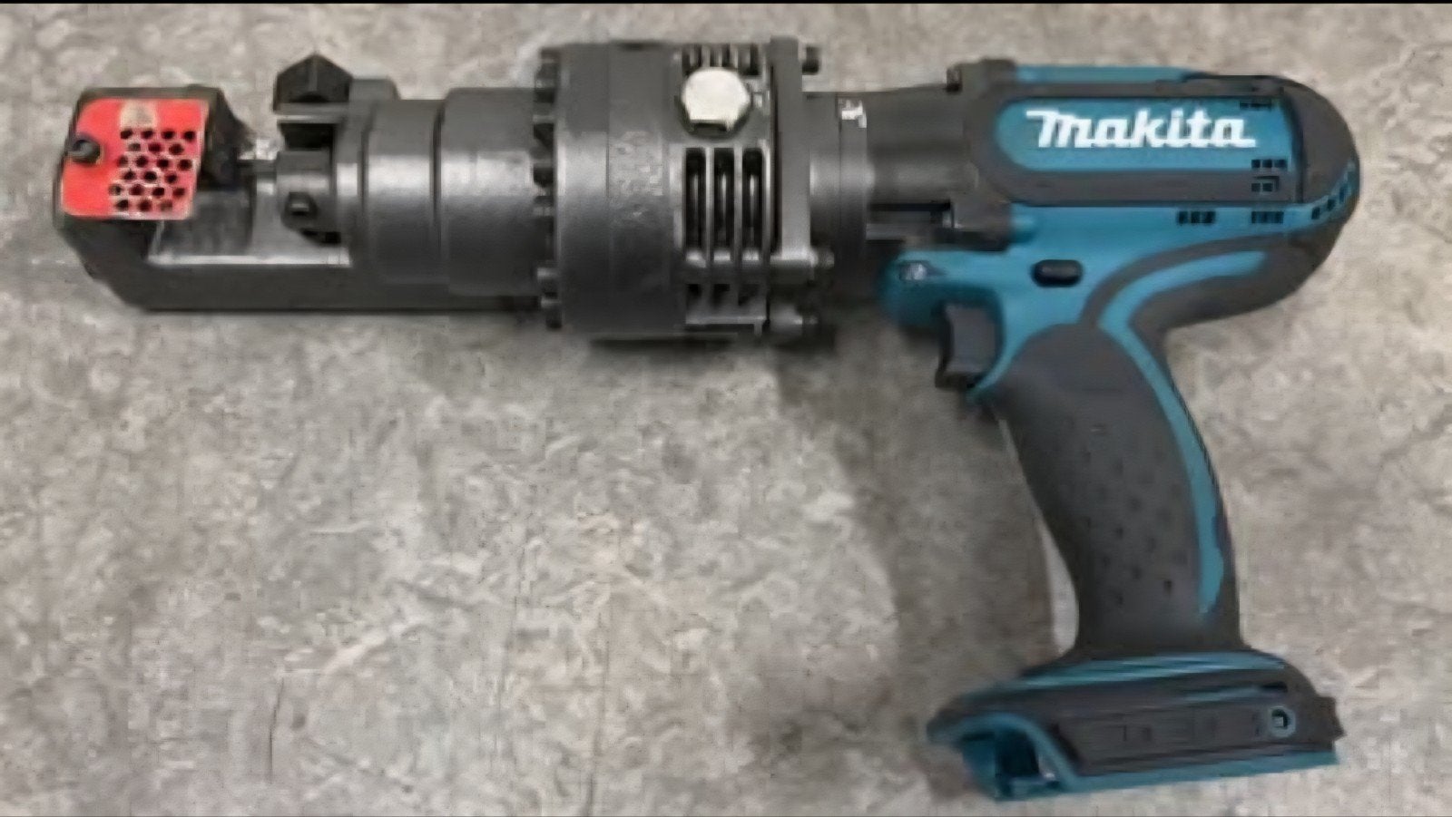 Makita accu betonschaar 18V body DSC162RF, Doe-het-zelf en Bouw, Gereedschap | Handgereedschap, Ophalen, Zo goed als nieuw, Snijgereedschap