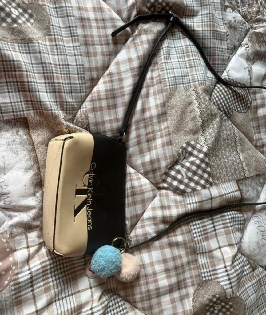 Calvin klein handtas, Ophalen of Verzenden, Zo goed als nieuw, Handtas