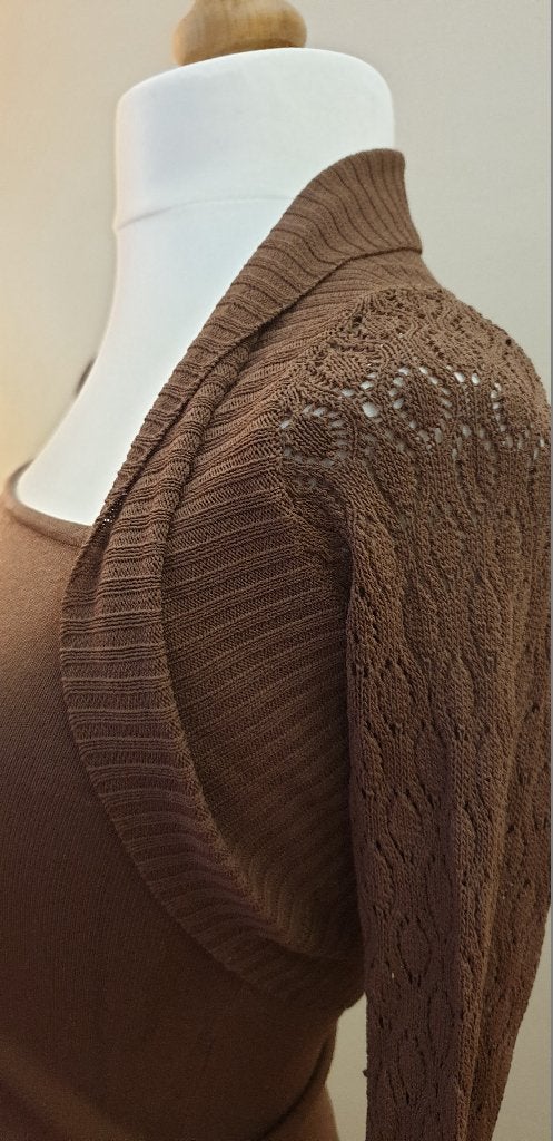 2 stuks : top + bolero - One size (M), Kleding | Dames, Ophalen of Verzenden, Zo goed als nieuw, Bruin