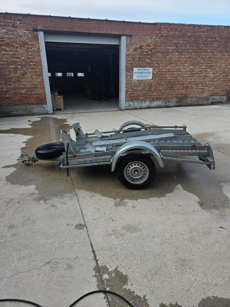 Aanhangwagen voor 1 of 2 motoren, Auto diversen, Aanhangers en Bagagewagens, Ophalen, Zo goed als nieuw