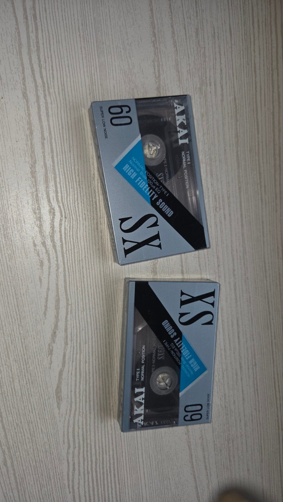 cassettes akai, Enlèvement