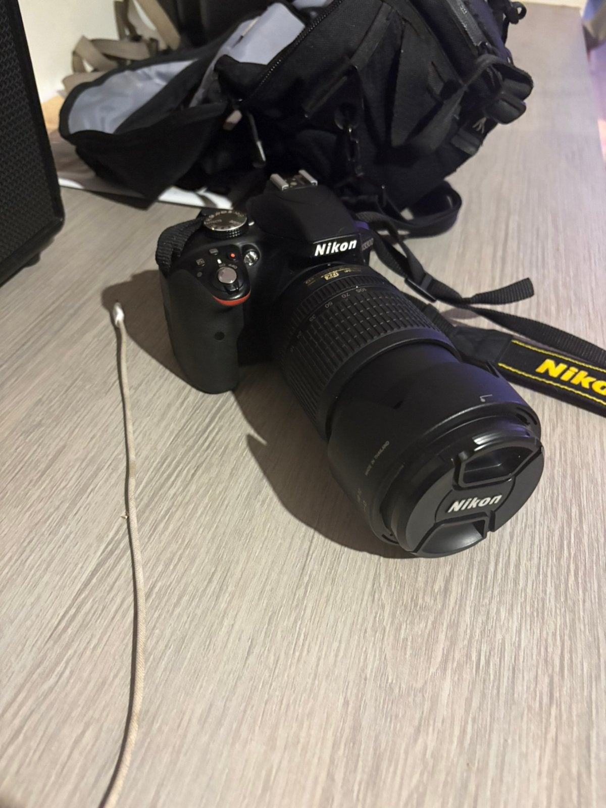NIKON D3300 met lens nikon DX AF-S nikkor 18-105mm, Ophalen, Zo goed als nieuw, Nikon