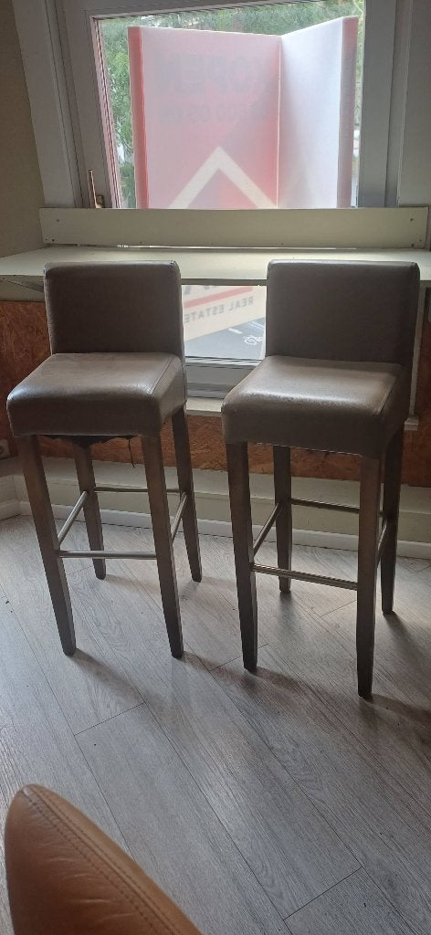 2 chaises de bar en cuir, Enlèvement, Utilisé, Mobilier