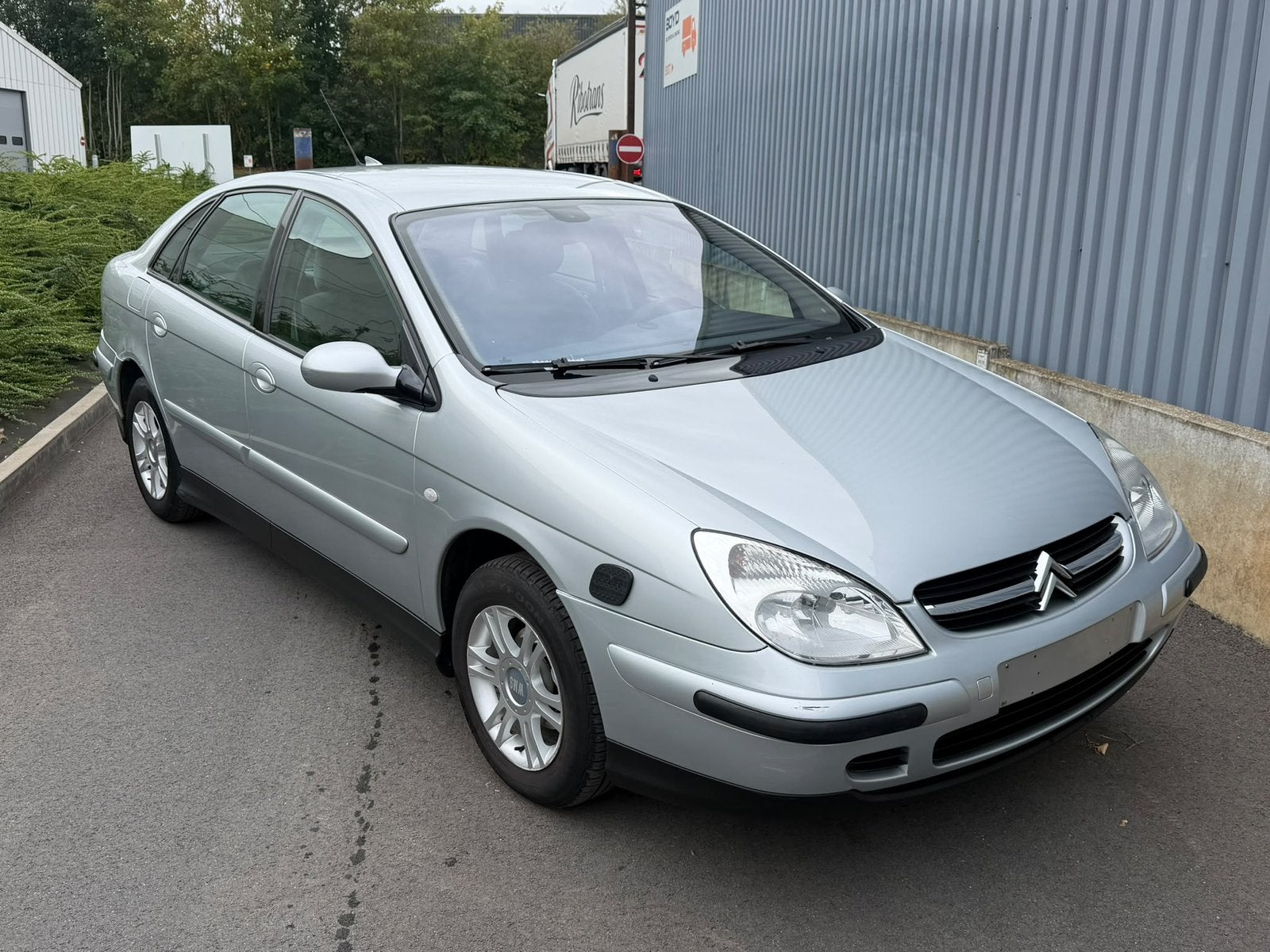 Citroën C5 1,8essence airco-bediening en garantie, Auto's, 4 cilinders, 1749 cc, Bedrijf, 5 deurs