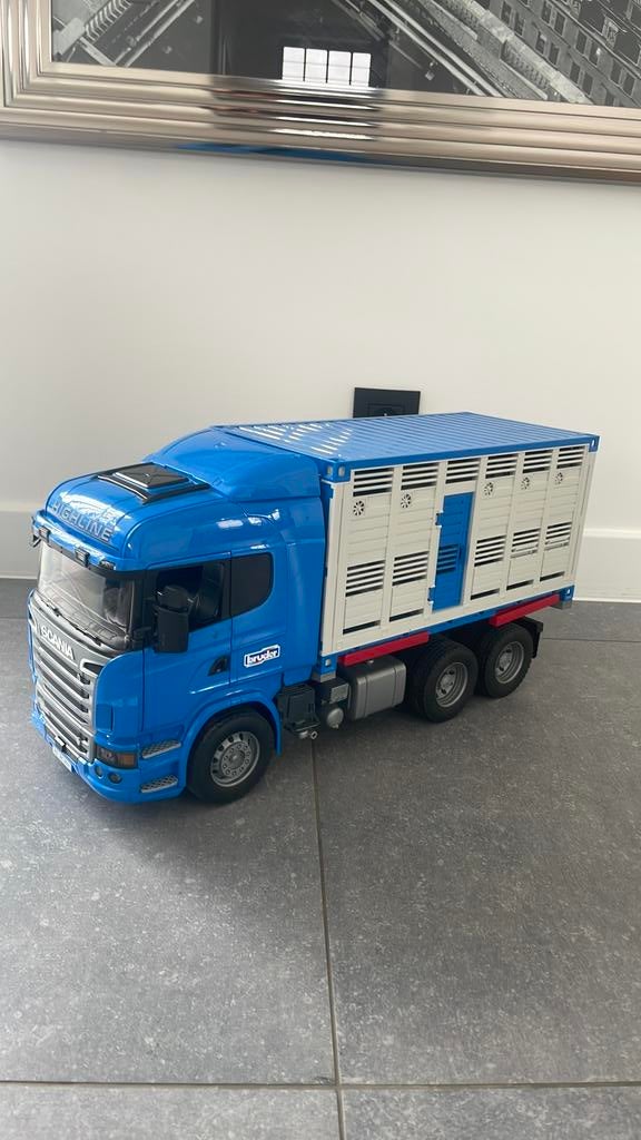 Bruder vrachtwagen voor dieren, Ophalen, Gebruikt