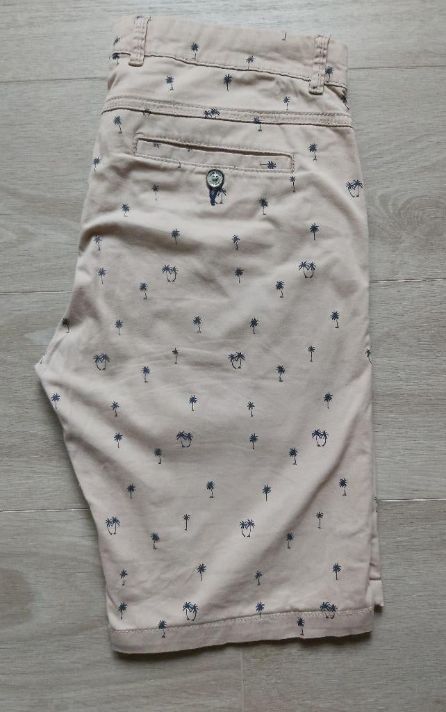 Short maat 28, Kleding | Heren, Broeken en Pantalons, Ophalen of Verzenden, Zo goed als nieuw, Maat 46 (S) of kleiner, Bel & Bo