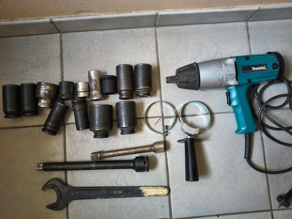 Makita 6906 slagmoersleutel + Facom doppenset (factuur mog.), Doe-het-zelf en Bouw, Ophalen of Verzenden, Gebruikt, Makita