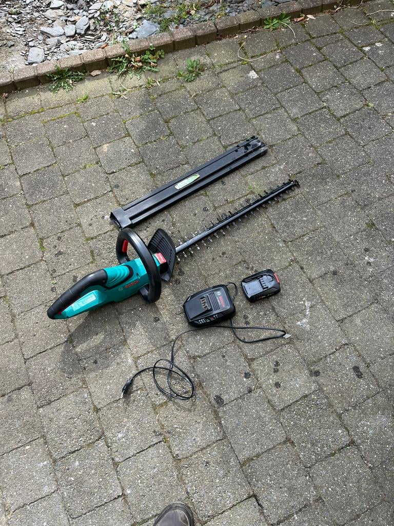 Taille-haies Bosch AHS 48-20li, Enlèvement, Comme neuf