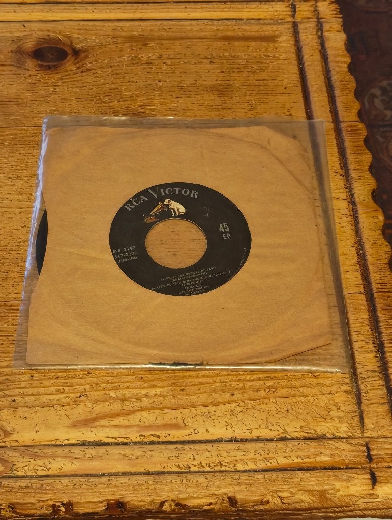 Single van Eartha Kitt With René And His Orchestra, CD & DVD, Vinyles Singles, Enlèvement ou Envoi, 7 inch, Utilisé, Jazz et Blues