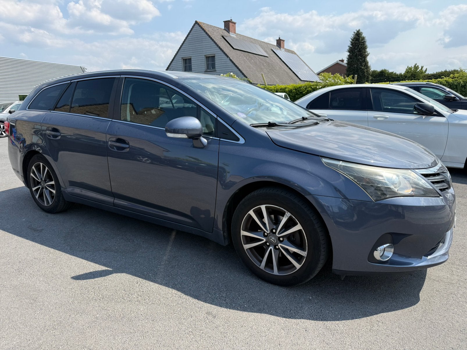 TOYOTA AVENSIS/1.6 ESSENCE/2012/EXPORT, Euro 5, Achat, Avensis, Entreprise