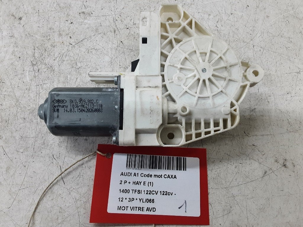 MOTEUR LEVE VITRE ELECTRIQUE AVANT DROIT A1 (8X1 / 8XK), Mevr. I. Hauben, Audi, Utilisé, Droite