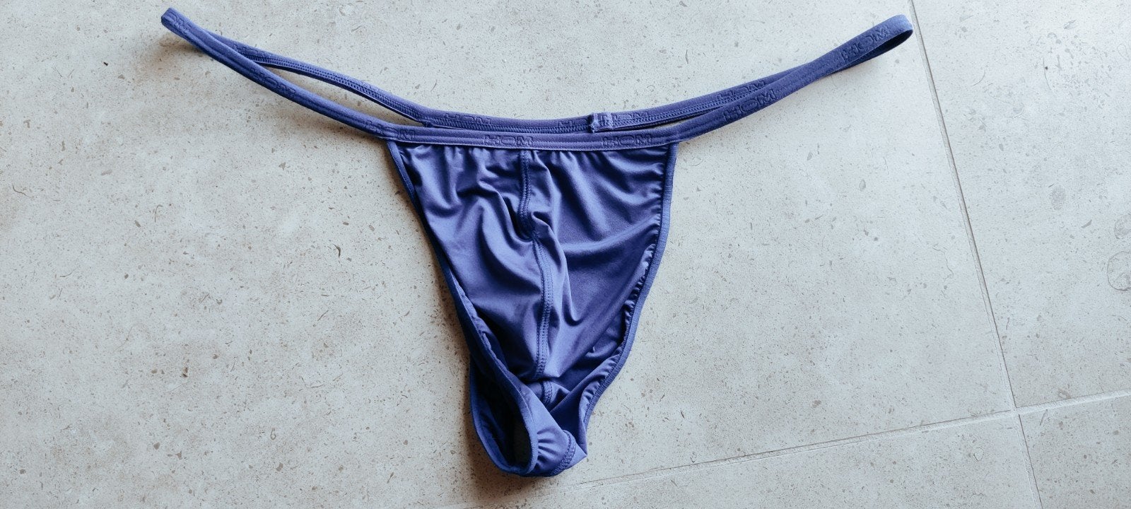 string Hom plumes xl, Vêtements | Hommes, Sous-vêtements, Enlèvement