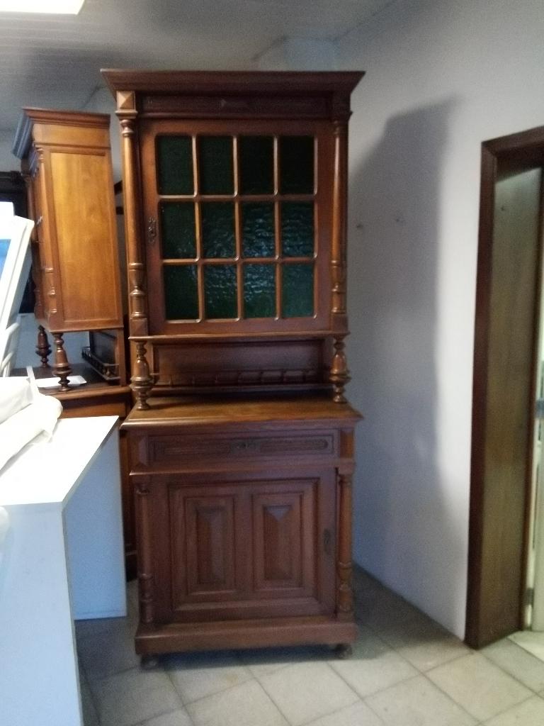 Eiken kasten ,tafel en stoelen, Ophalen