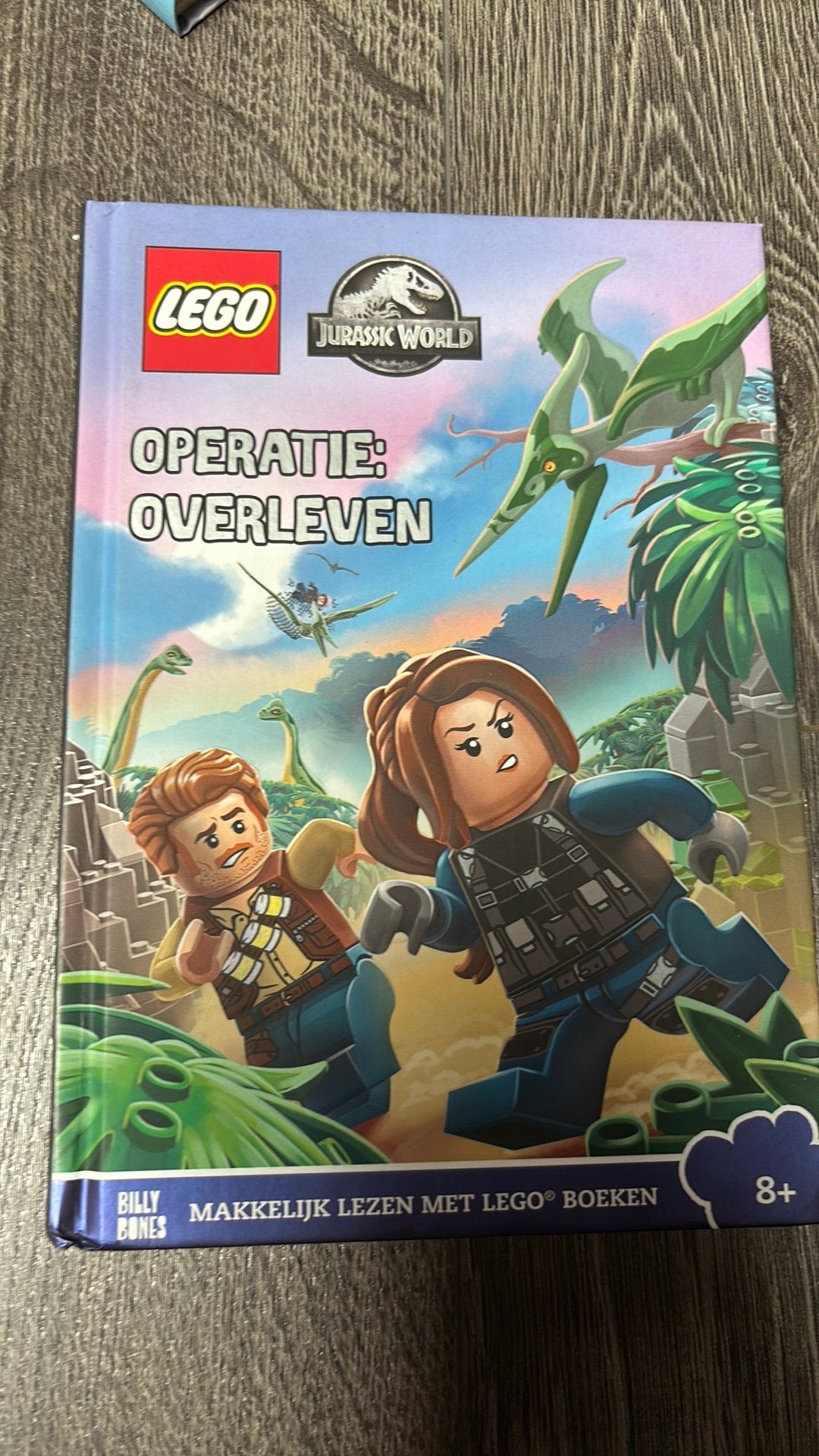 LEGO Jurassic World - Operatie: Overleven, Enlèvement ou Envoi