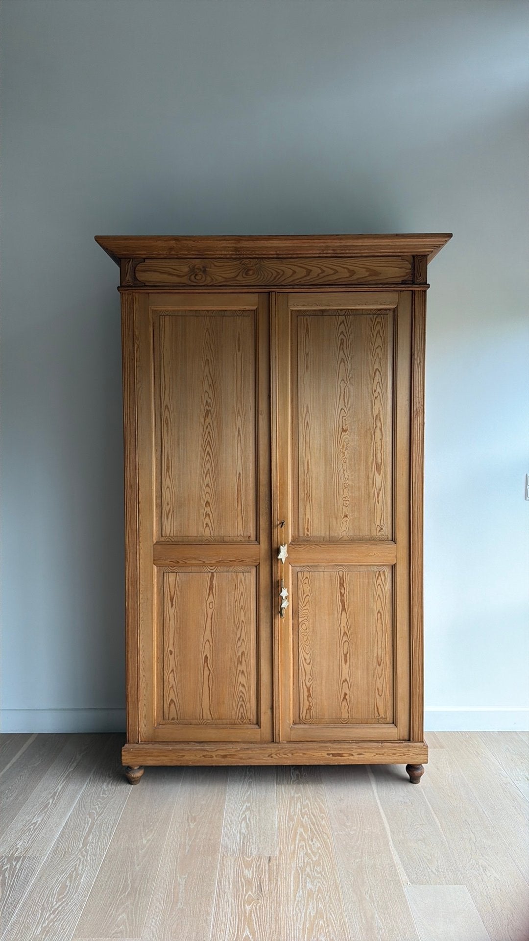 Antieke massief grenen/pitch-pine kast, Ophalen