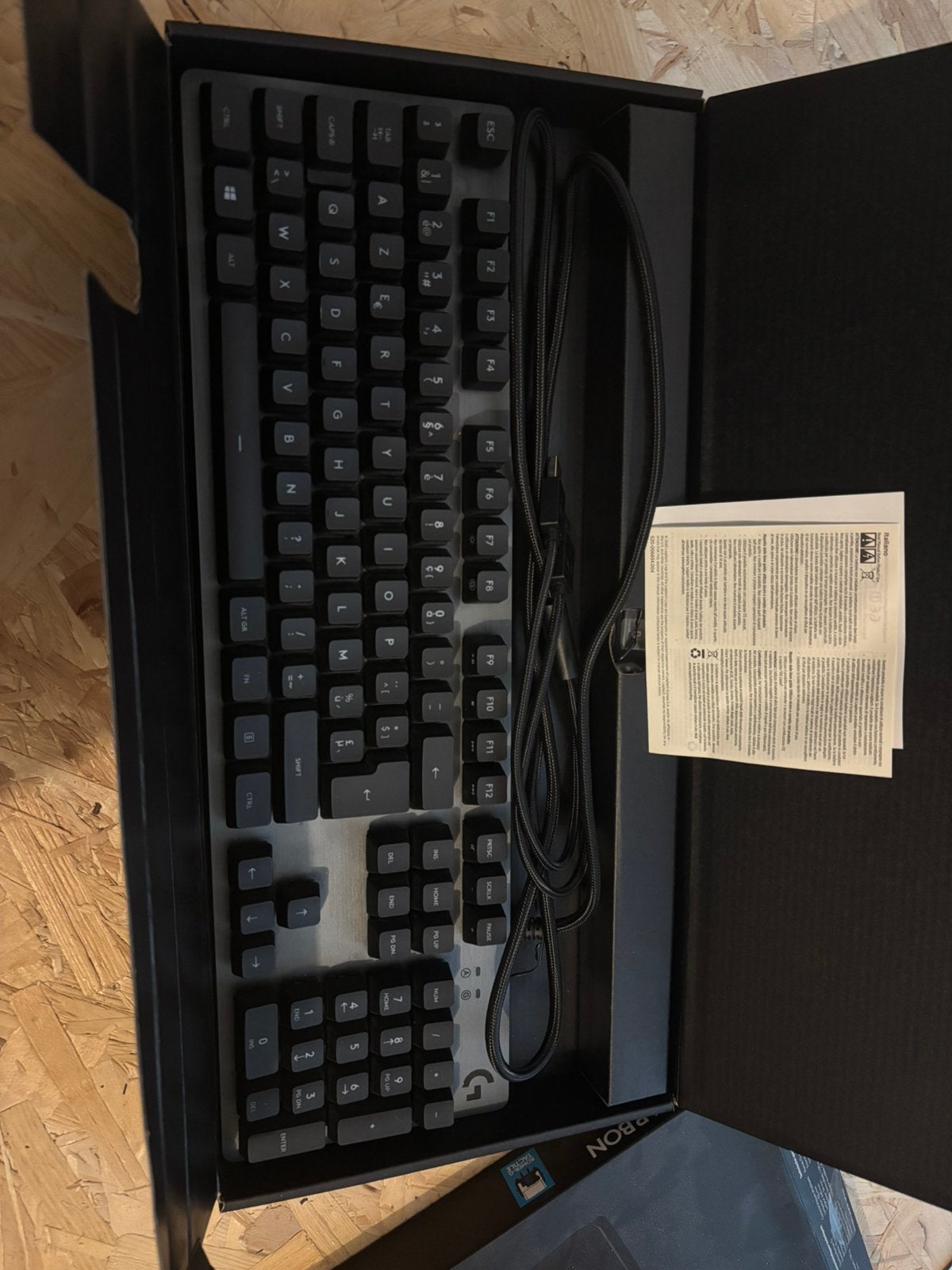 Clavier Logitech, Enlèvement ou Envoi, Comme neuf