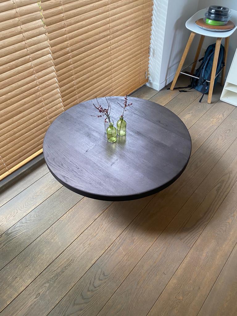 Modern houten salon tafel uit vol eiken hout zwart, Huis en Inrichting, Ophalen, 50 tot 100 cm, 50 tot 100 cm, Zo goed als nieuw