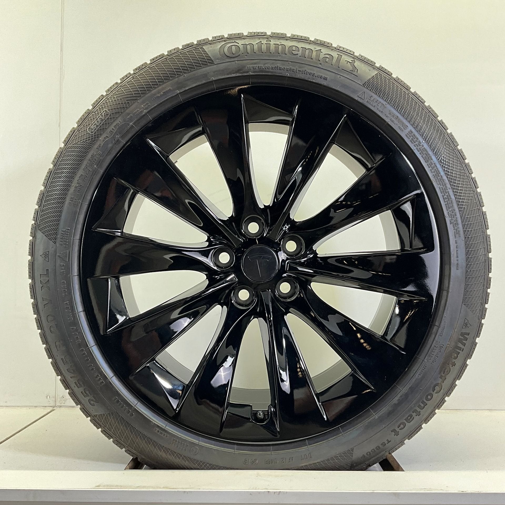 DEMO TESLA MODEL X WINTERBANDEN BREEDSET VELGEN 20 INCH, Auto-onderdelen, Banden en Velgen, Gebruikt, 255 mm, -, -