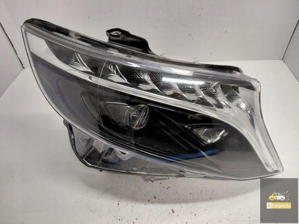 A4479063301, Phare droit noir LED Full ILS pour Mercedes Cla, Mercedes-Benz AG, Mercedes-Benz, Utilisé, Mercedesstrasse 120
70372  Stuttgart, DE