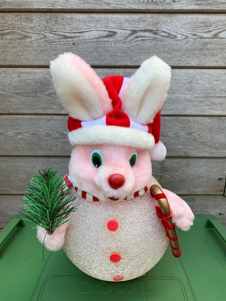 GROTE BUNNY: LICHTGEVENDE BEWEEGBARE KERSTBUNNY, Enfants & Bébés, Neuf, Avec lumière, Enlèvement ou Envoi, Overige karakters