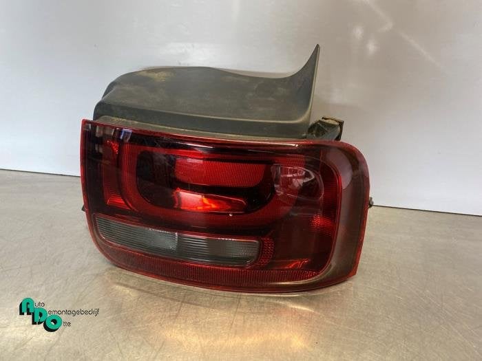 Achterlicht rechts van een Citroen C4 Cactus (C4 Cactus 14-), Gebruikt, -, Ophalen of Verzenden, -