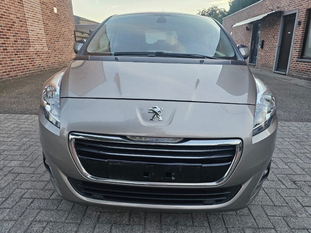 Peugeot 5008 1.6 E-HDI 114pk(Bouw2015/165.000km)Automaat, Auto's, Stof, 4 cilinders, Bedrijf, 5 deurs