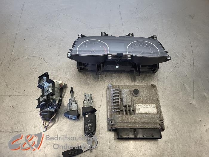 Ordinateur gestion moteur d'un Volkswagen Crafter, Volkswagen, -, 3 mois de garantie, Utilisé