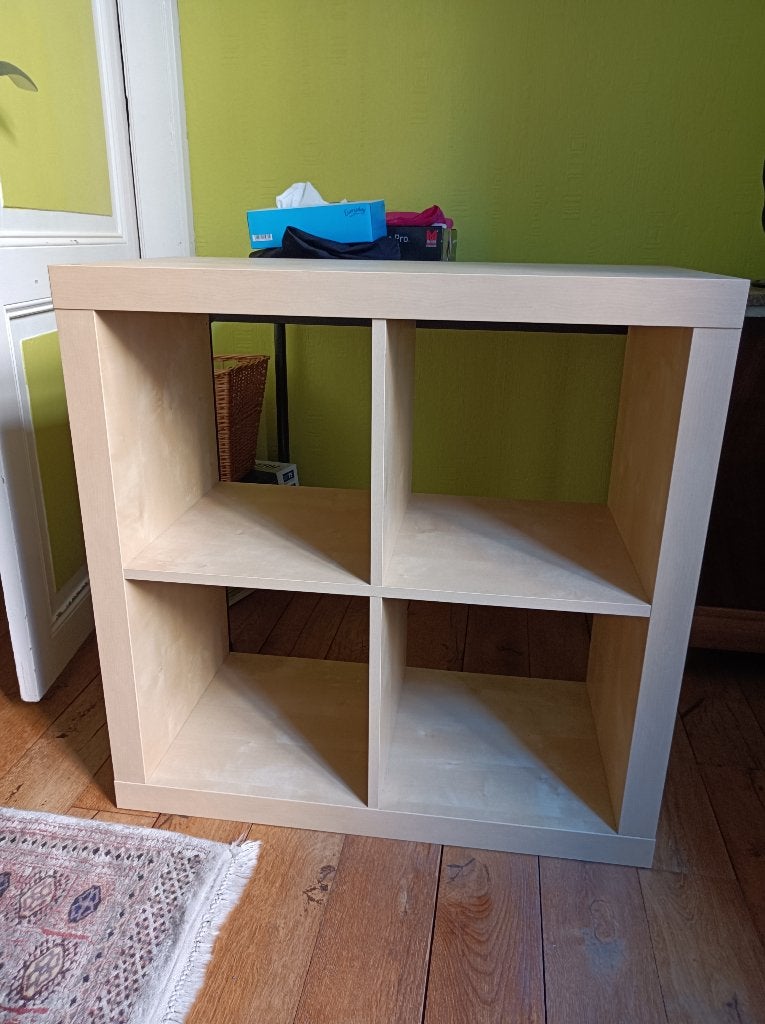 Kallax kast lichte eik 4 vakken, Huis en Inrichting, Kasten | Boekenkasten, Ophalen, Zo goed als nieuw