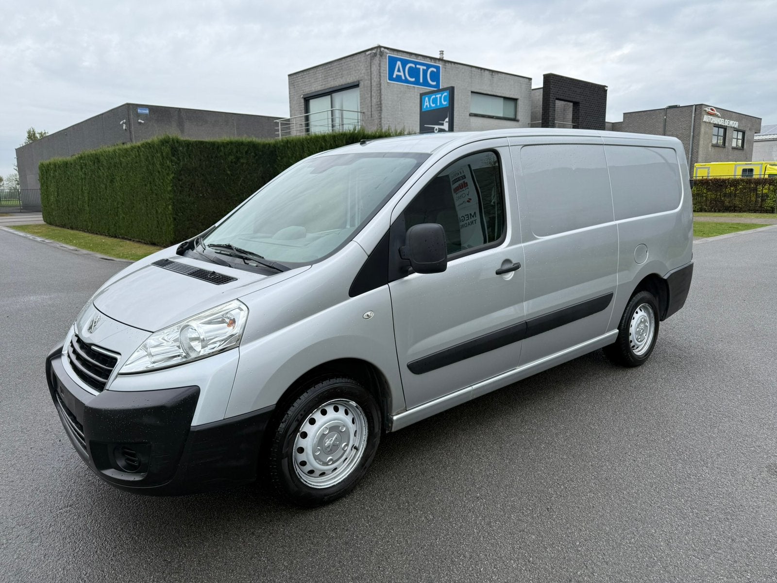 Peugeot Expert , 1.6 HDI , 2015 , 178.000 KM, Auto's, Stof, Bedrijf, Grijs, Zilver of Grijs