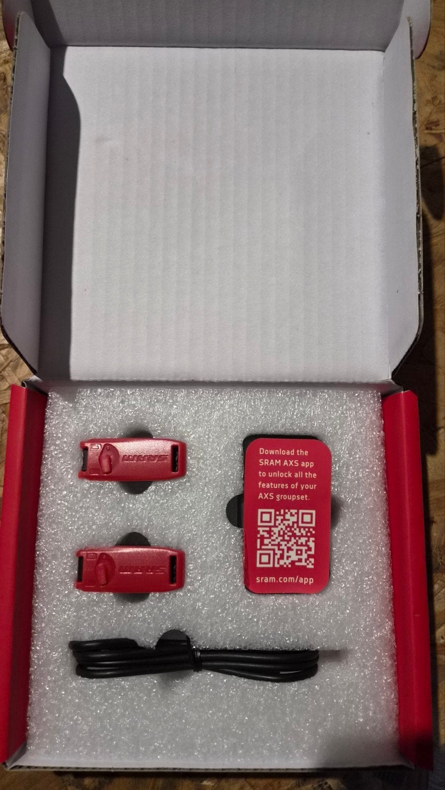 Sram battery charger + 2 batterijen, Ophalen of Verzenden, Nieuw