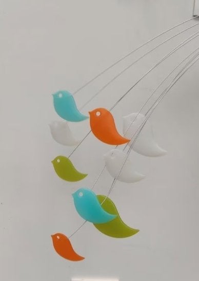 vogeltjes voor boven park of verzorgingstafel, Ophalen