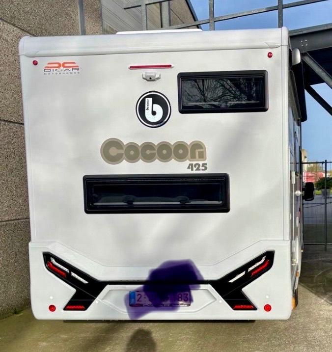 Camper 2026 benimar cocoon 425 slechts 700 km motorhome, Toilette à cassette, Diesel, Semi-intégral, 7 à 8 mètres