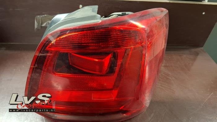 Feu arrière droit d'un Volkswagen Polo, Volkswagen, -, 3 mois de garantie, Utilisé