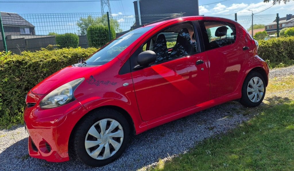 Toyota Aygo, Autos, Toyota, Rouge, Euro 5, Achat, Noir