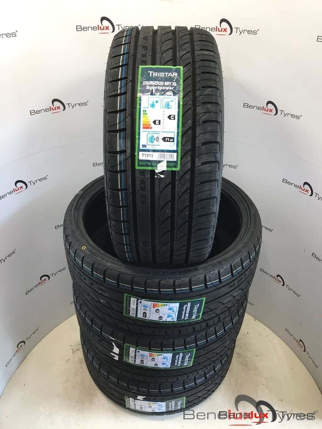 NIEUW 235/30ZR20 235/30R20 235/30 ZR20 R20 235/30/20 2353020, Autos : Pièces & Accessoires, Neuf, -, Véhicule de tourisme, Pneus été