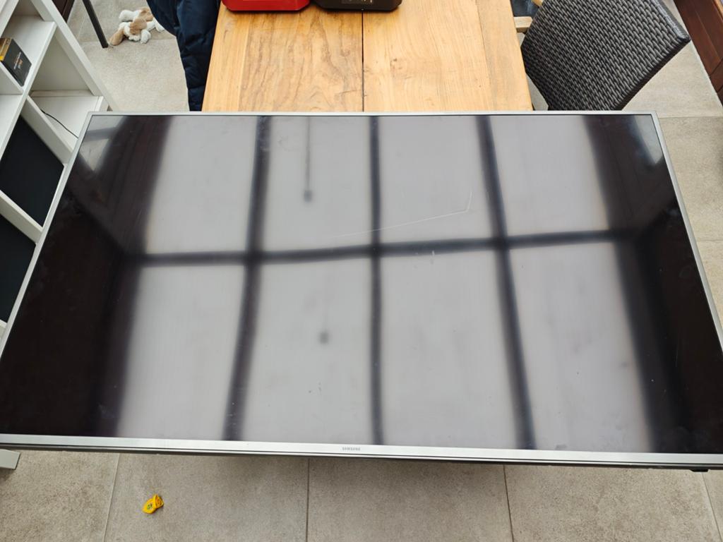 Defect 60 inch Samsung Tv, Ophalen