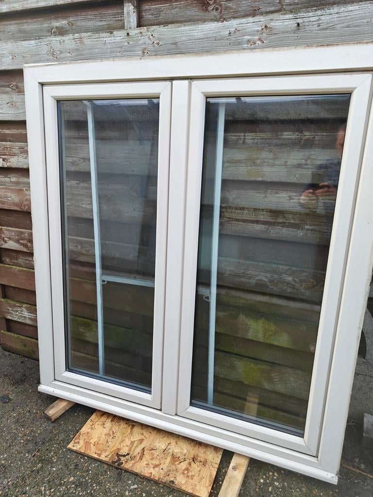 Venster raam dubbel glas, Ophalen