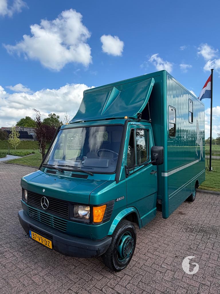 Bijzonder nette Mercedes 410D Roelofsen paardencamionette!, Entreprise, Diesel, Mercedes