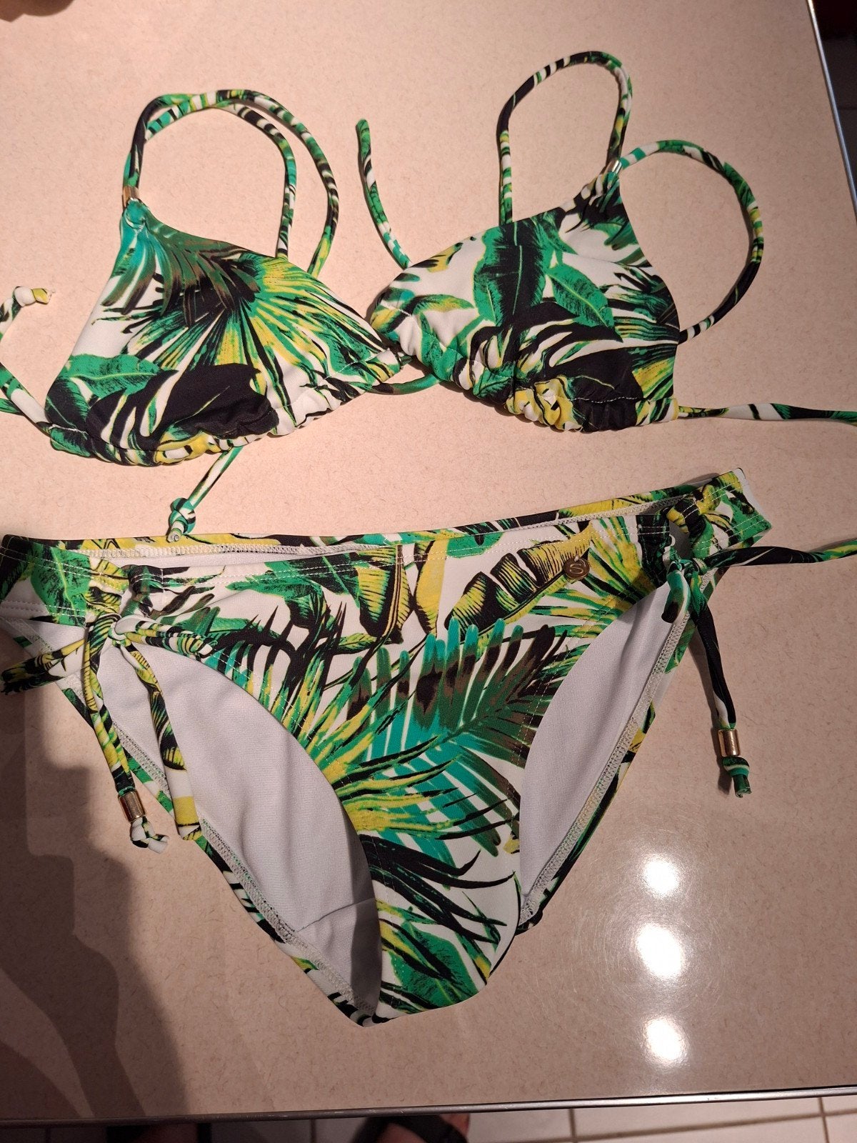 Bikini hunkemoller, Kleding | Dames, Badmode en Zwemkleding, Ophalen of Verzenden, Bikini