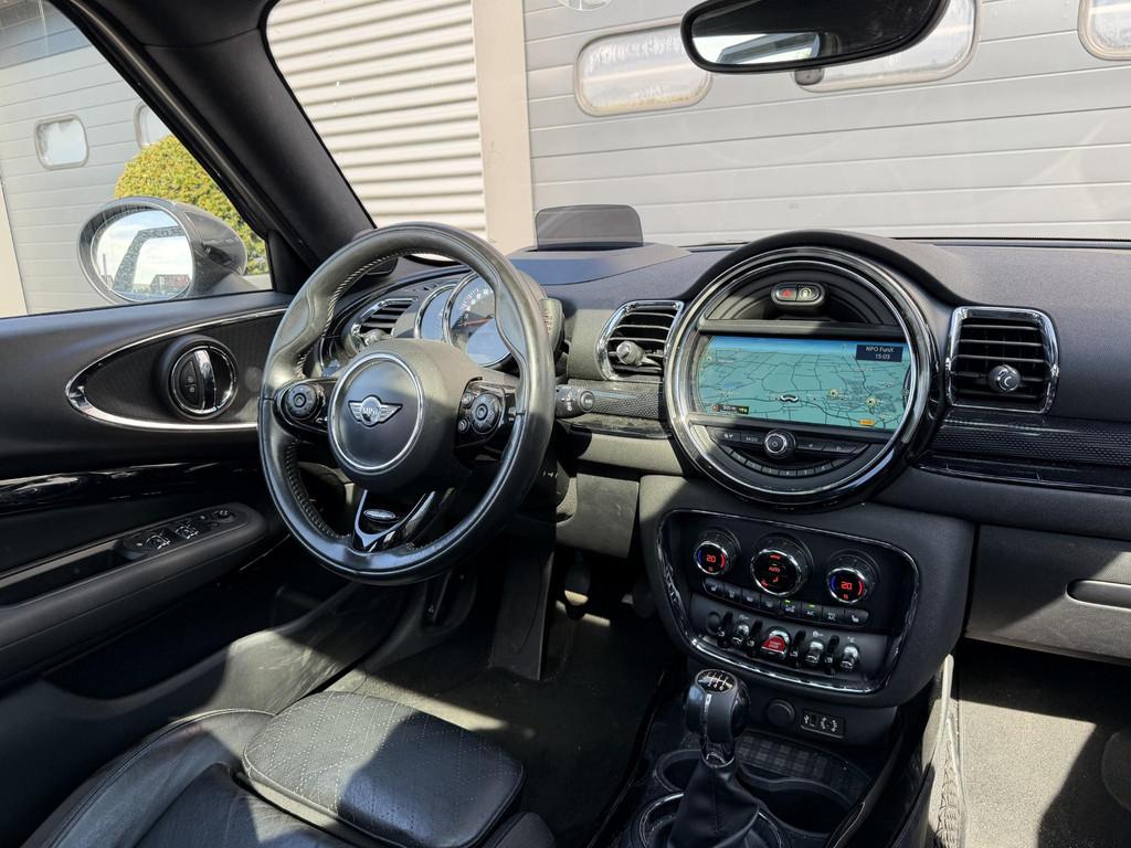 Mini Mini Clubman 1.5 Cooper Chili Serious Business | Panora, Auto's, Gebruikt, Parkeersensor, 136 pk, Leder en Stof