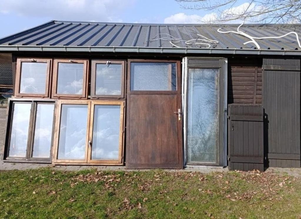 Meranti ramen, deuren en luiken., Doe-het-zelf en Bouw, Ophalen