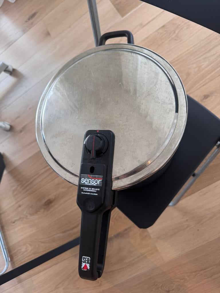 Cocotte Seb 10 L, Enlèvement, Comme neuf