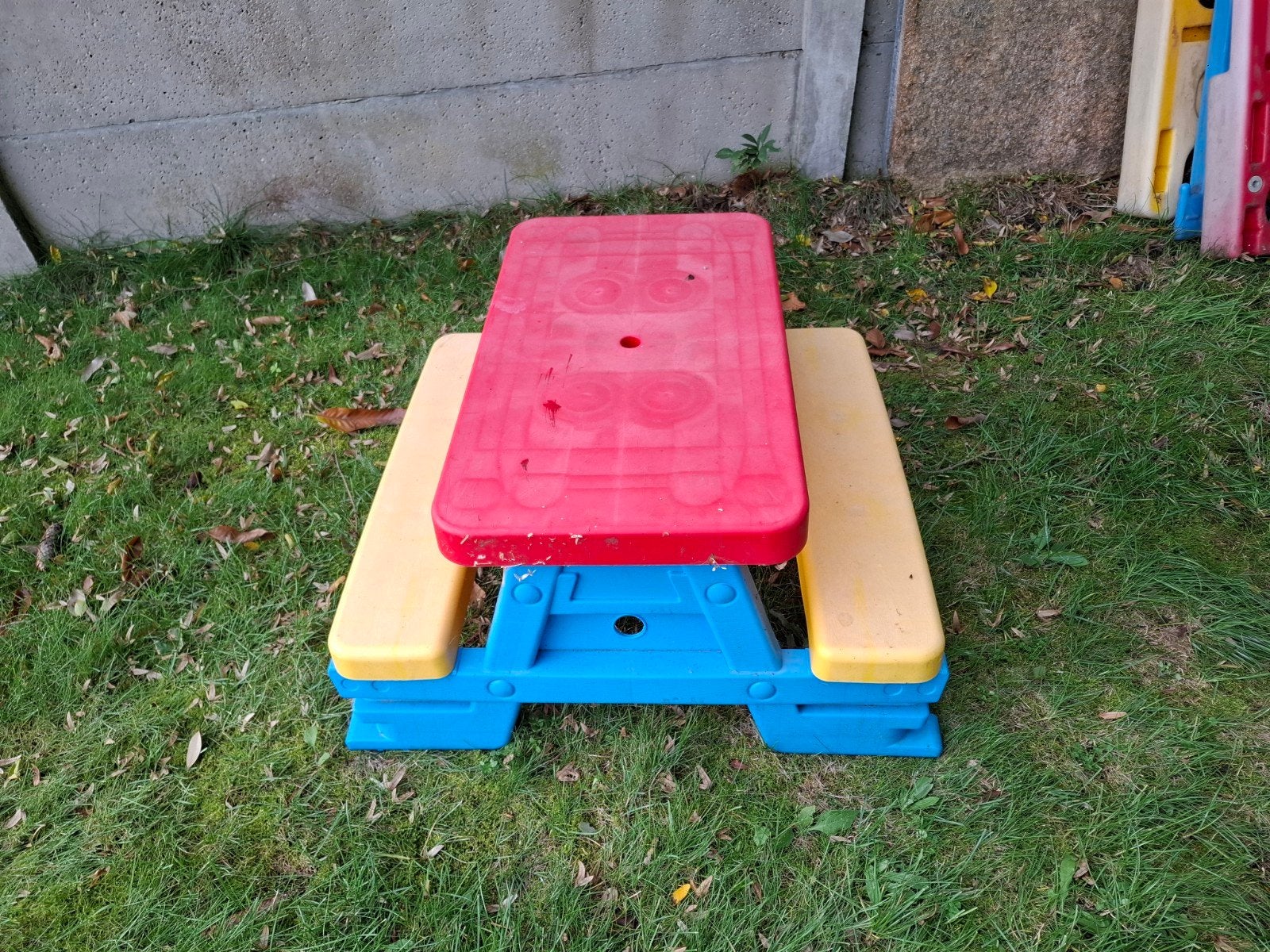 picknicktafel kinderen, Ophalen, Zo goed als nieuw, Kinderpicknicktafel