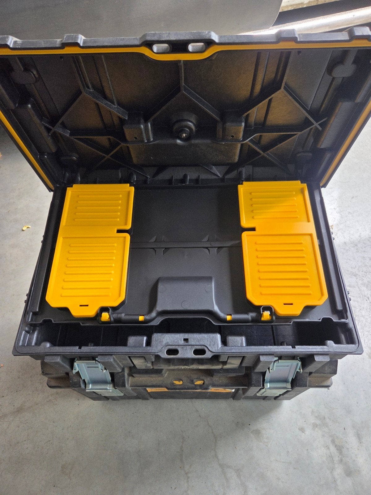 dewalt toughsystem, Doe-het-zelf en Bouw, Ophalen, Zo goed als nieuw