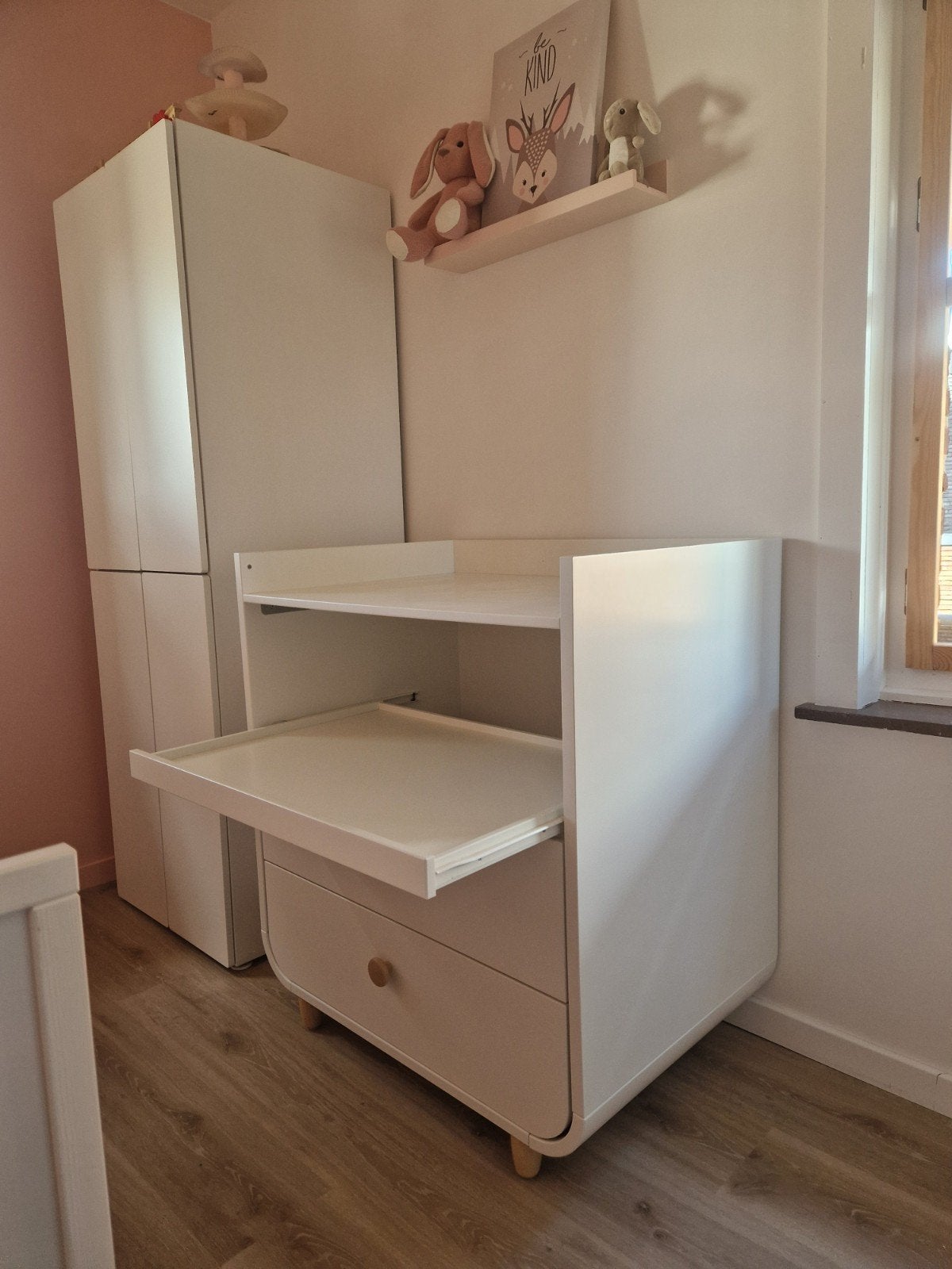 Bed, matras, donsdeken en verzorgtafel/commode (2 in 1), Ophalen, Kast