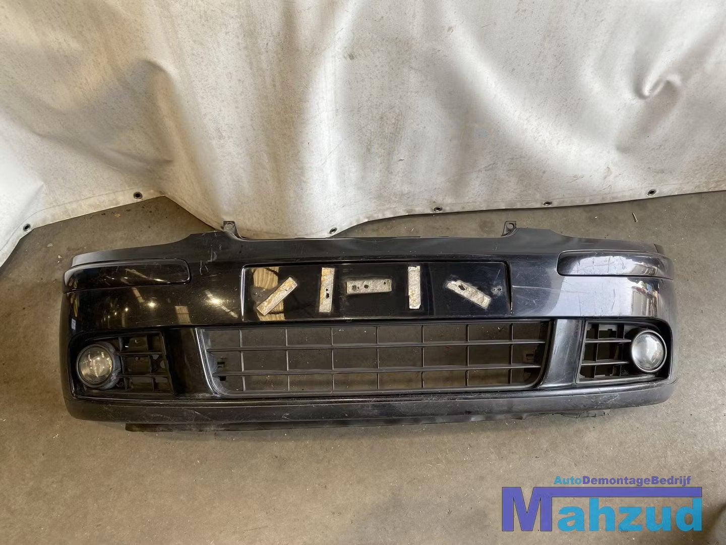 VW GOLF 5 V ZWART voorbumper met mistlampen, Pare-chocs, Volkswagen, Volkswagen AG, Vw@volkswagen.de